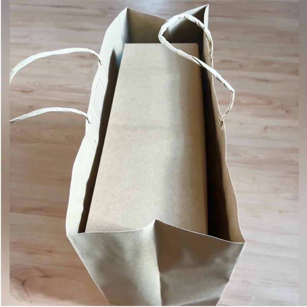 Coach shopping bag + Gift Box